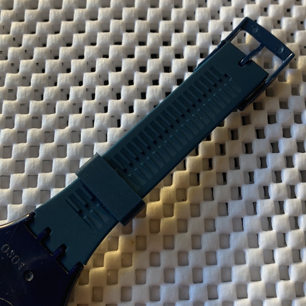 Swatch Watch - GN704 - GOOD SHAPE - Picture 7 of 9